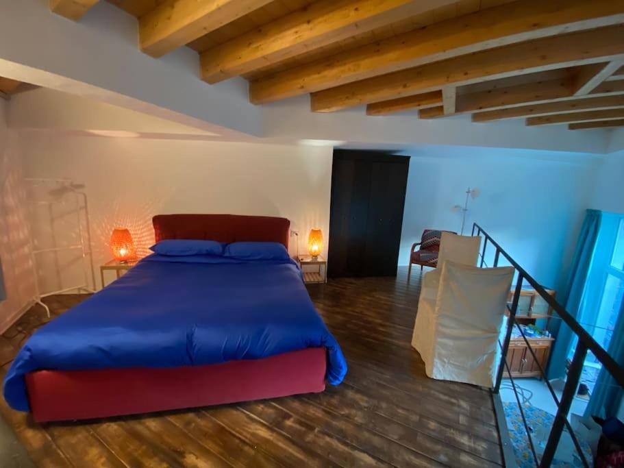 Ferienwohnung Open Space City Center Con Terrazzo E Due Bagni Mailand Exterior foto