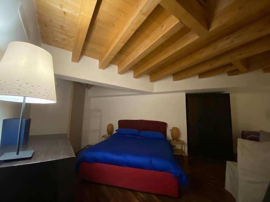 Ferienwohnung Open Space City Center Con Terrazzo E Due Bagni Mailand Exterior foto