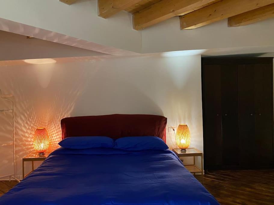 Ferienwohnung Open Space City Center Con Terrazzo E Due Bagni Mailand Exterior foto